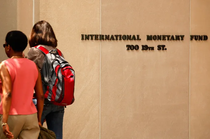 External shot IMF
