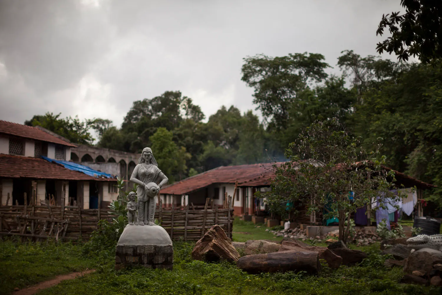 A farmer's house near the village of Chikkamandhgere [Janos Chiala/Al Jazeera]